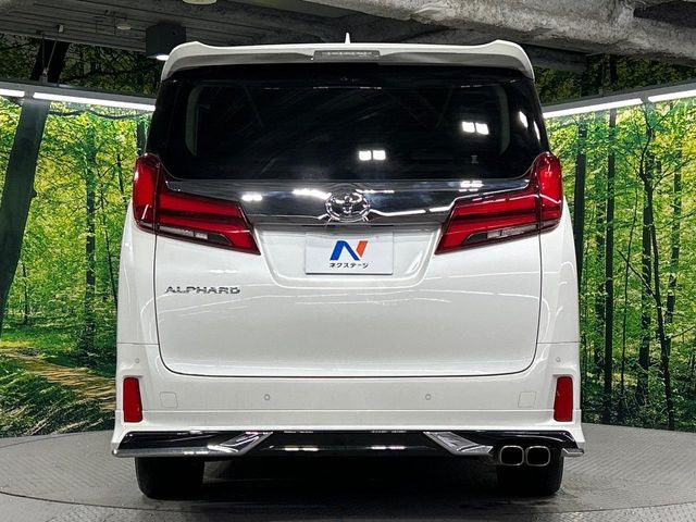 安心の最長10年・走行無制限保証(有償)をご用意。保証内容も充実はもちろん、無料点検&オイル交換や、年中無休の全国・24時間ロードサービスも付帯されておりますのでご安心下さい。