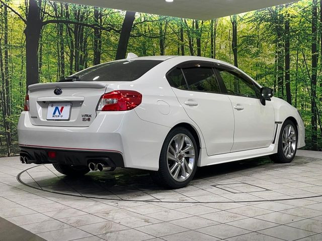 ☆全国のネクステージからお取り寄せが可能※!遠方の店舗に展示してあるクルマが気になる場合も、最寄りの店舗でご覧いただくことが可能です!是非私たちに要望をお聞かせください!※別途費用