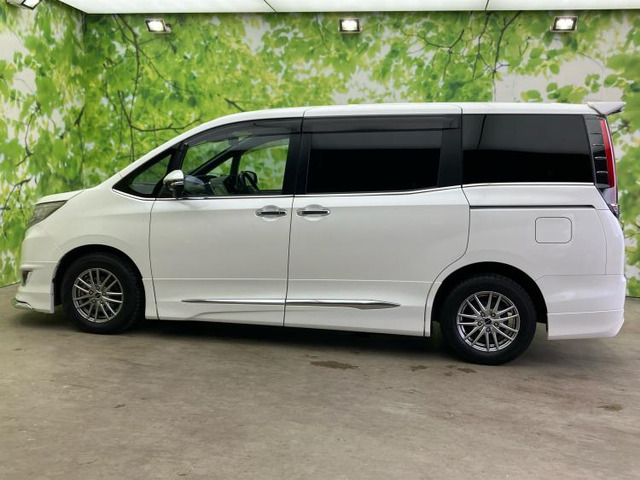 エスクァイア2.0 Gi プレミアムパッケージ