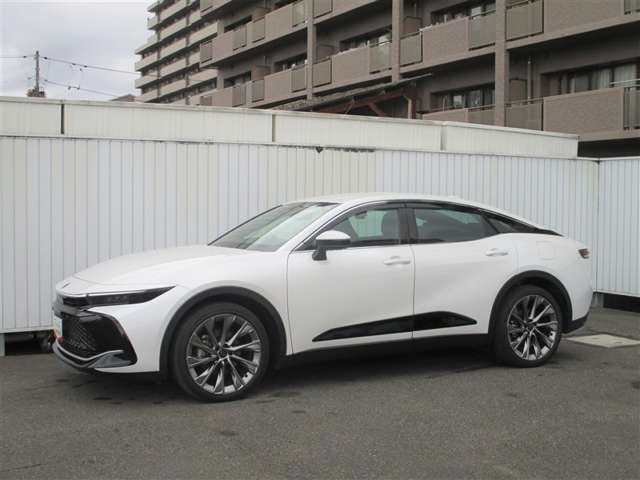 クラウンクロスオーバー2.5 G アドバンスト レザー パッケージ E-Four 4WD