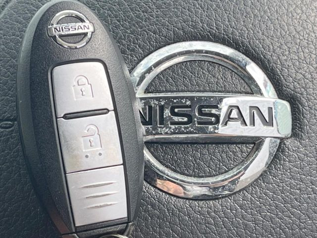 �y�C���e���W�F���g�L�[�z�J�o����|�P�b�g�ɓ��ꂽ�܂܂ł��h�A�̎{���E�������\�ȃX�}�[�g�L�[�𑕔��B�G���W���̃I���E�I�t�����J�M�����o���K�v����������Ƃ��Ă��֗��ł���