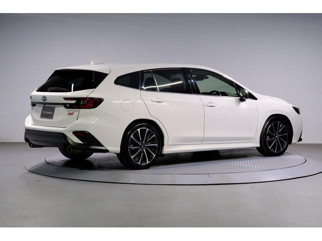 レヴォーグ1.8 STI スポーツ EX 4WD