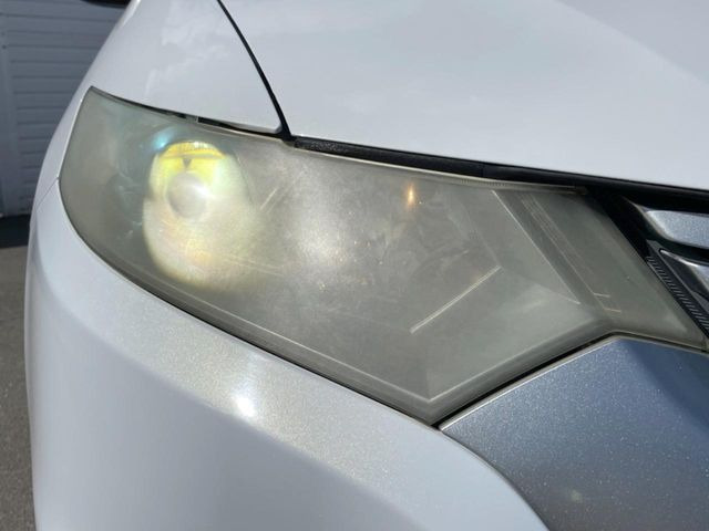 �yLED�w�b�h���C�g�z���V����ԑ��s�����ǍD�Ȏ��E���m�ۂ����S���ĉ^�]�ł��鍂�P�xLED�w�b�h���C�g�𑕔�!�_�����x�������A����d�͂��}�����Ă��܂��B