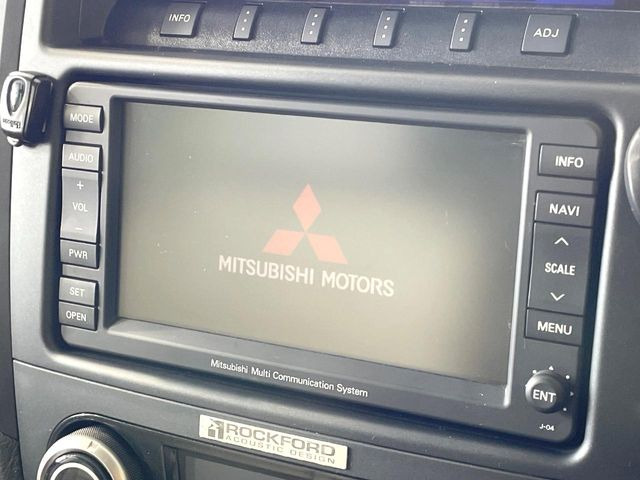 �y�����i�r�z�l�C�̏����i�r�𑕔����Ă���܂��B�i�r�̎g���₷���͂������A�I�[�f�B�I�@�\���[��!�L�����v�◷�s�͂������A�ʋ΂┃�����ȂǕ��i�̃h���C�u���y�����Ȃ�͂���