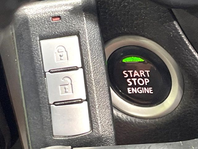 �y�I�y���[�V�����L�[�z�J�o����|�P�b�g�ɓ��ꂽ�܂܂ł��h�A�̎{���E�������\�ȃX�}�[�g�L�[�𑕔��B�G���W���̃I���E�I�t�����J�M�����o���K�v����������Ƃ��Ă��֗��ł���