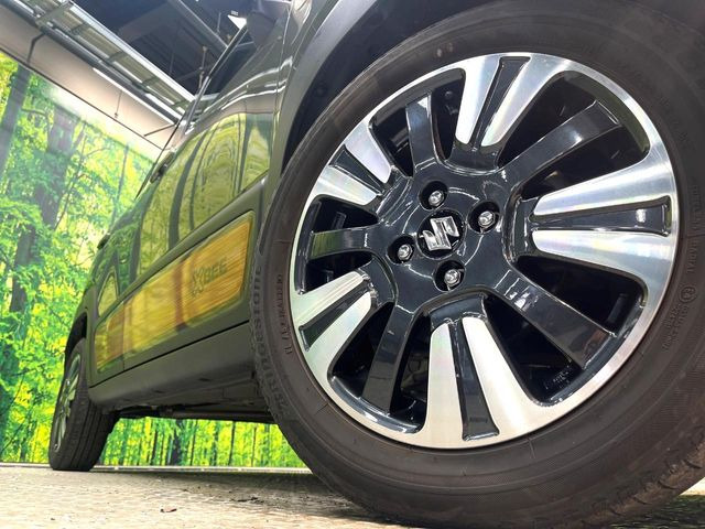 �y����16�C���`�A���~�z�C�[���z�O�ςɃ}�b�`���������A���~�z�C�[���𑕒����Ă���܂��B�e��ЊO�A���~�z�C�[����A�X�^�b�h���X�^�C�����戵�����Ă���܂��B���񂲑��k����������