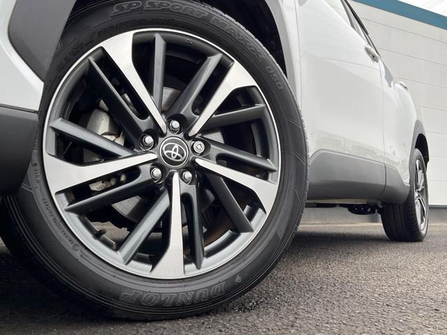 �y�O���[�h��p����18�C���`�A���~�z�C�[���z�f�U�C�����̍��������A���~�z�C�[���𑕒����Ă���܂��B�e��ЊO�A���~�z�C�[����A�X�^�b�h���X�^�C�����戵�����Ă���܂��B���񂲑��k����������