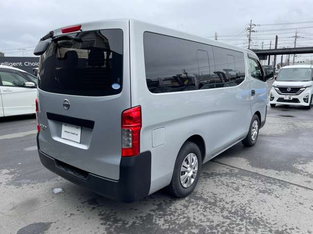 NV350キャラバンワゴン2.5 DX ロング 低床