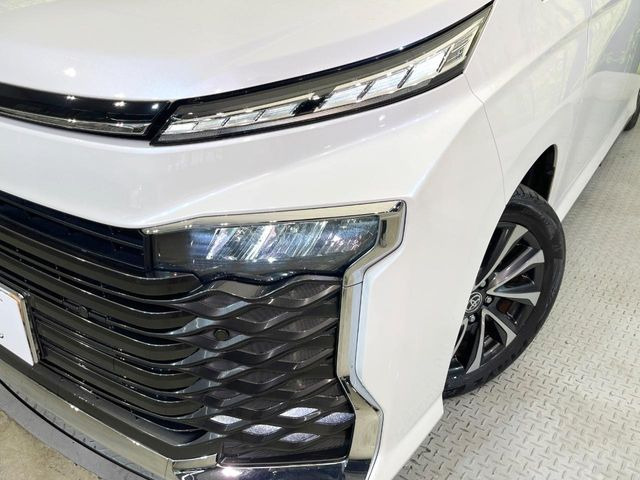 �yLED�w�b�h���C�g�z���V����ԑ��s�����ǍD�Ȏ��E���m�ۂ����S���ĉ^�]�ł��鍂�P�xLED�w�b�h���C�g�𑕔�!�_�����x�������A����d�͂��}�����Ă��܂��B