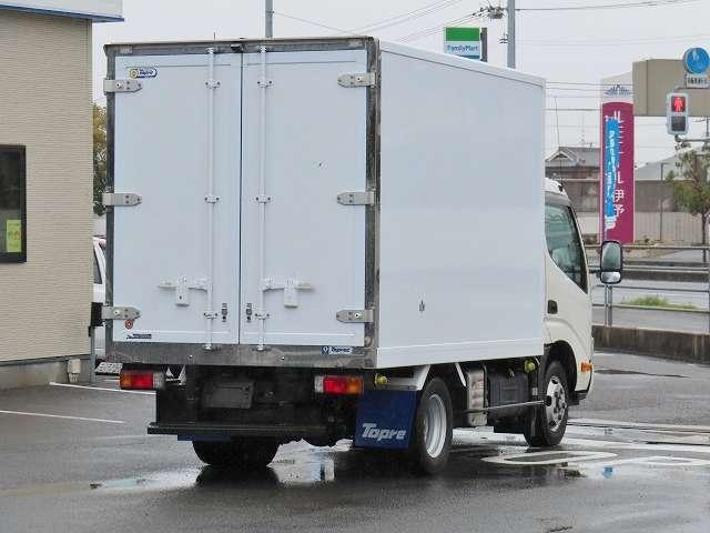 デュトロ冷蔵冷凍車