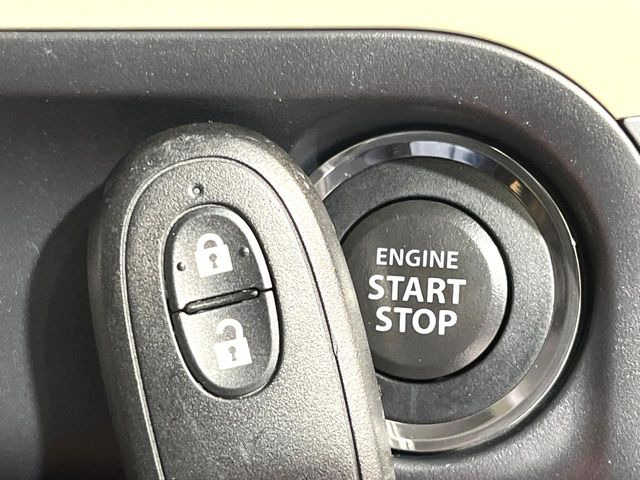 �y�L�[���X�X�^�[�g�V�X�e���z�J�o����|�P�b�g�ɓ��ꂽ�܂܂ł��h�A�̎{���E�������\�ȃX�}�[�g�L�[�𑕔��B�G���W���̃I���E�I�t�����J�M�����o���K�v����������Ƃ��Ă��֗��ł���