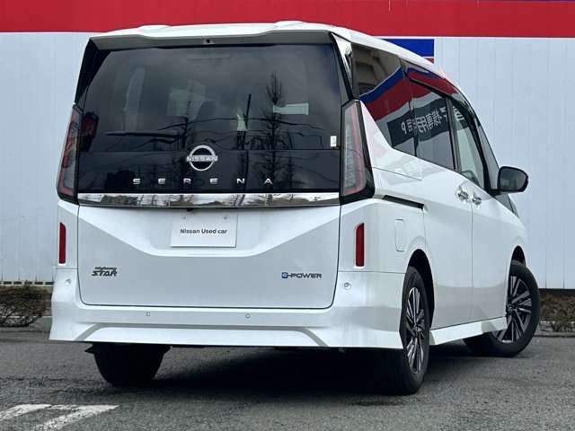 セレナ1.4 e-POWER ハイウェイスターV