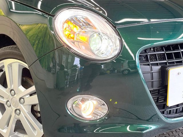 �yLED�w�b�h���C�g�z���V����ԑ��s�����ǍD�Ȏ��E���m�ۂ����S���ĉ^�]�ł��鍂�P�xLED�w�b�h���C�g�𑕔�!�_�����x�������A����d�͂��}�����Ă��܂��B