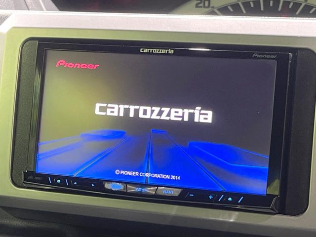 �y�i�r�Q�[�V�����z�g���₷���i�r�ŖړI�n�܂ł�������ē����Ă���܂��B�e��I�[�f�B�I�Đ��@�\���[�����Ă���A���Ԃ̉^�]������Ɋy�����Ȃ�܂�!!