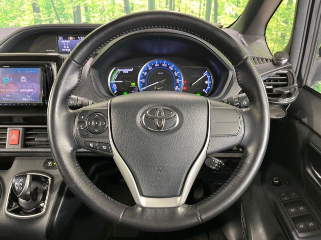 �y�����v�����X�e�A�����O�z�㎿�Ȋv���g�p���邱�ƂŁA��ɂ����������݂ƂĂ��^�]���₷���n���h���ł���