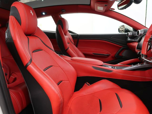 �V�[�g�ɂ��Ă���ԗǂ��ێ�����Ă���̂ł��B�I�[�g�X�e�[�W�ł͐�p�̃V�[�g���n���K�[�h����R�[�e�B���O�����p�ӂ��Ă�܂��B���񂨐\���t���������B