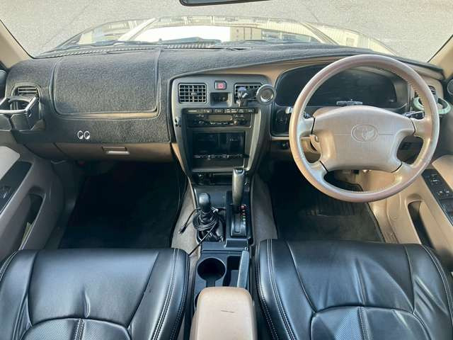 �C�ɂȂ邨�Ԃ�����܂�����E�̓d�b�ԍ����璼�ڂ��X�ɂ��₢���킹���������B�x�����@����ԗ����A��Ԃ܂łȂ�ł������������Ē����܂��B�X�^�b�t�ꓯ���A�����҂����Ă���܂��B