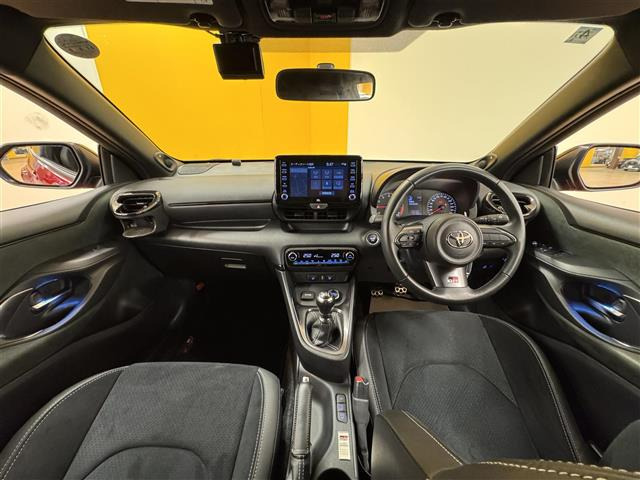 GRヤリス1.6 RZ ハイ パフォーマンス 4WD