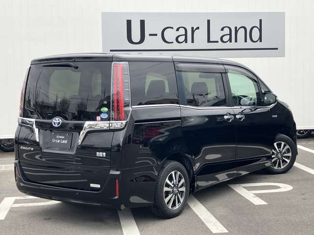 エスクァイアハイブリッド1.8 Gi プレミアムパッケージ