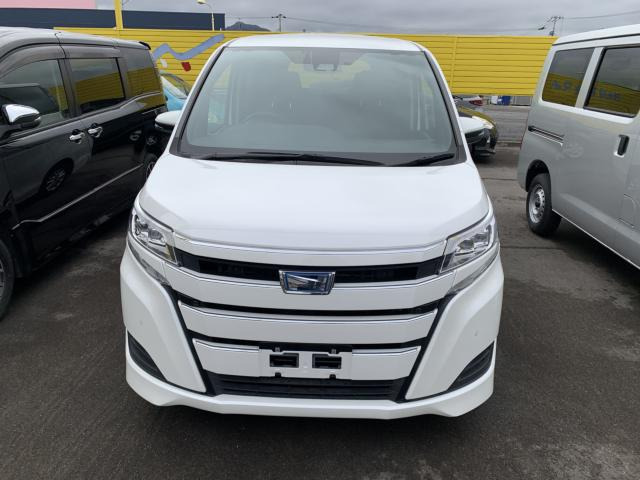 ヴォクシー1.8 ハイブリッド X