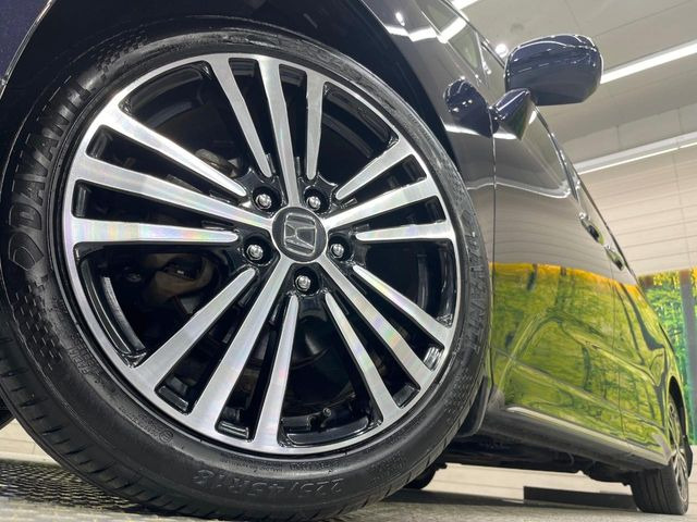 �y�����A���~�z�C�[���z�f�U�C�����̍��������A���~�z�C�[���𑕒����Ă���܂��B�e��ЊO�A���~�z�C�[����A�X�^�b�h���X�^�C�����戵�����Ă���܂��B���񂲑��k����������