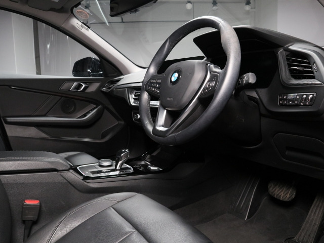 1シリーズ118d プレイ エディション ジョイプラス