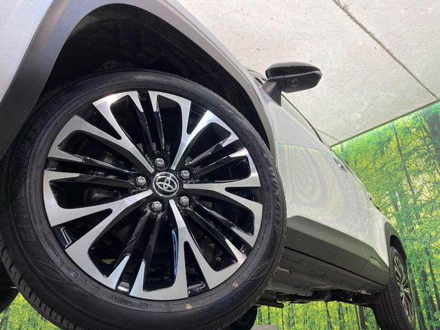 �y�O���[�h��p����18�C���`�A���~�z�C�[���z�f�U�C�����̍��������A���~�z�C�[���𑕒����Ă���܂��B�e��ЊO�A���~�z�C�[����A�X�^�b�h���X�^�C�����戵�����Ă���܂��B���񂲑��k����������