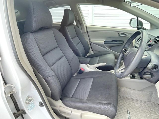 �^�]�ȃV�[�g���͎g�p�������Ȃ��A�ǍD�ȏ�ԂƂȂ��Ă��܂��B���J�Ɏg���Ă������Ƃ��悭�킩��܂��ˁB