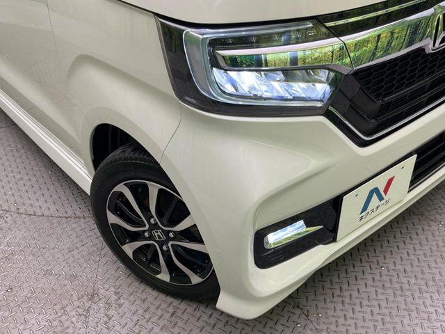 �yLED�w�b�h���C�g�z���V����ԑ��s�����ǍD�Ȏ��E���m�ۂ����S���ĉ^�]�ł��鍂�P�xLED�w�b�h���C�g�𑕔�!�_�����x�������A����d�͂��}�����Ă��܂��B