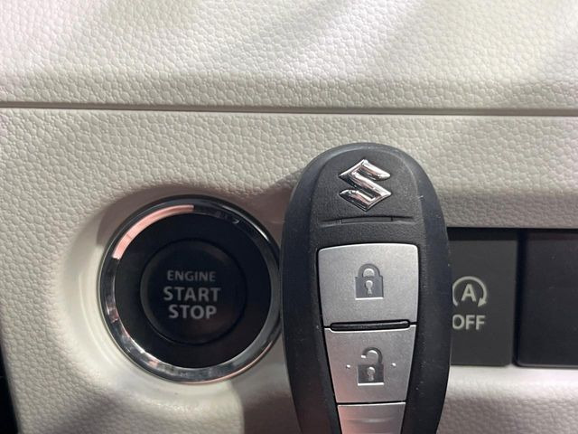 �y�L�[���X�X�^�[�g�V�X�e���z�J�o����|�P�b�g�ɓ��ꂽ�܂܂ł��h�A�̎{���E�������\�ȃX�}�[�g�L�[�𑕔��B�G���W���̃I���E�I�t�����J�M�����o���K�v����������Ƃ��Ă��֗��ł���