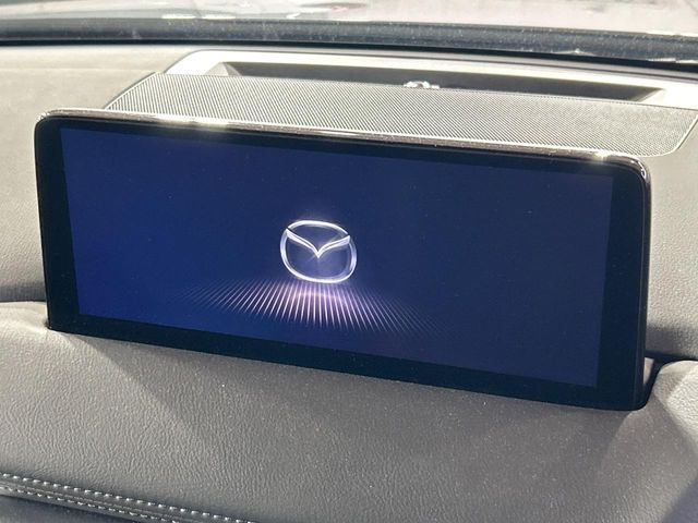 �y10.25�C���`�}�c�_�R�l�N�g�z�ԓ��̕��͋C�Ƀ}�b�`������^�f�B�X�v���C�B�X�}�z�ڑ��ł̃i�r�g�p��Bluetooth�Đ����A�l�X�ȋ@�\���y���߂܂��B�����I�ȃ_�C�������삪�\�ŁA�g��������ǍD�ł��B