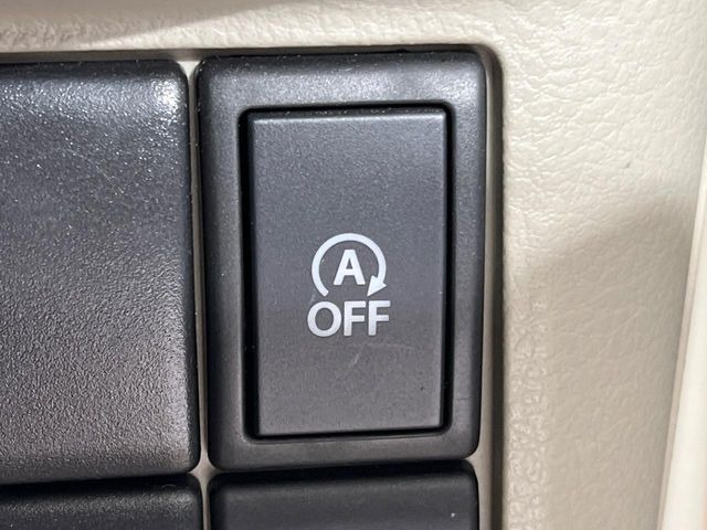 �y�A�C�h�����O�X�g�b�v�z�ԐM����a�؂Œ�Ԃ����ۂɃG���W�����~���A���ʂȔR���̏����}���܂��B�R��������ی�ɂȂ���@�\��G���W���̓u���[�L�𗣂��΍Ďn�����܂��B