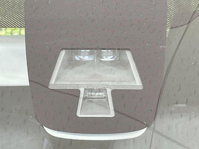 �y�X�Y�L �Z�[�t�e�B�T�|�[�g�z���s���ɑO���̎ԗ�����F�����A�Փ˂������Ȏ��͌x��ƃu���[�L�ŏՓˉ���Ɣ�Q�y�����A�V�X�g�B�����S�Ƀh���C�u�����y���݂��������܂��B