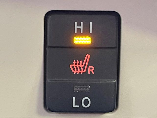 �y�O�ȃV�[�g�q�[�^�[�z�������ɏd�󂷂�V�[�g�q�[�^�[!�G�A�R����葁�����܂��Ă����̂Ŋ�����̐l�����S�ł��ˁ�G�A�R���̉����͊������邩����A�Ƃ������ɂ����������߂ł��B