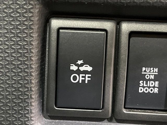 ���s���ɑO���̎ԗ�����F�����A�Փ˂������Ȏ��͌x��ƃu���[�L�ŏՓˉ���Ɣ�Q�y�����A�V�X�g�B�����S�Ƀh���C�u�����y���݂��������܂��B