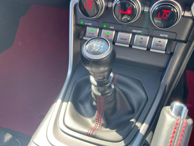 【フロア6速MT】走りの6速MT!!スポーティーな走行をお楽しみいただけます♪