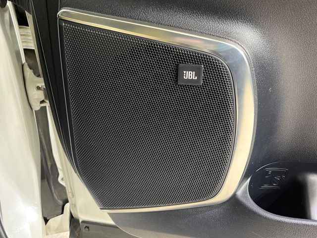 �yJBL�T�E���h�V�X�e���z�A���x�ȃ`���[�j���O�\�͂����ڂ���Ă���A�������ȉ��y�����y���݂��������܂���