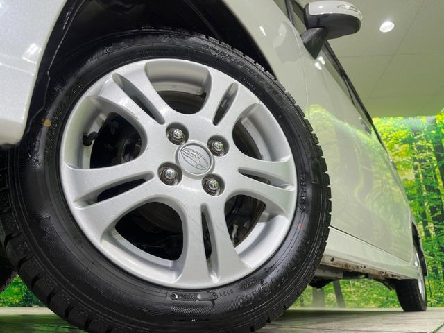 �y����14�C���`�A���~�z�C�[���z�O�ςɃ}�b�`���������A���~�z�C�[���𑕒����Ă���܂��B�e��ЊO�A���~�z�C�[����A�X�^�b�h���X�^�C�����戵�����Ă���܂��B���񂲑��k����������