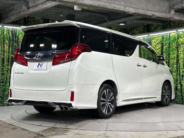 ☆全国のネクステージからお取り寄せが可能※!遠方の店舗に展示してあるクルマが気になる場合も、最寄りの店舗でご覧いただくことが可能です!是非私たちに要望をお聞かせください!※別途費用