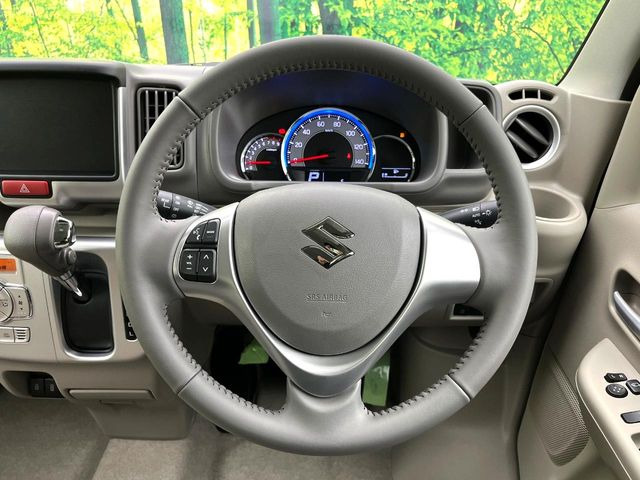 �y�����v�����X�e�A�����O�z�㎿�Ȋv���g�p���邱�ƂŁA��ɂ����������݂ƂĂ��^�]���₷���n���h���ł���