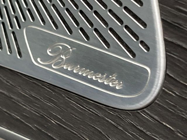 ��Burmester�T���E���h�V�X�e��:�n�C�G���h�I�[�f�B�I��僁�[�J�[����|����Ԑ�p�̃v���~�A���X�s�[�J�[�𑕔��B�����̃X�s�[�J�[����A���̗������܂ŕ����鍂�i���ȉ��y�����y���݂��������܂��B