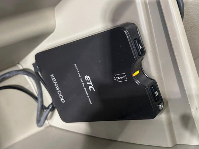 �y�����i�r�z�l�C�̏����i�r�𑕔��B�I�[�f�B�I�@�\���[�����Ă���ABluetooth�ڑ�����΂������̃X�}�z��MP3�v���C���[�̉��y���Đ��\!�����̉^�]������Ɋy�����Ȃ�܂�!!