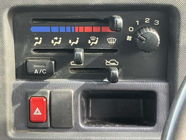 サンバートラック