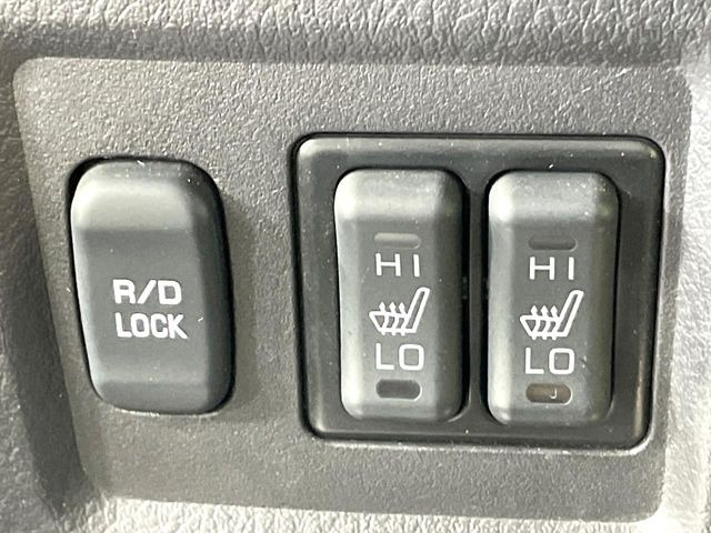 �y�V�[�g�q�[�^�[�z�������ɏd�󂷂�V�[�g�q�[�^�[!�G�A�R����葁�����܂��Ă����̂Ŋ�����̐l�����S�ł��ˁ�G�A�R���̉����͊������邩����A�Ƃ������ɂ����������߂ł��B