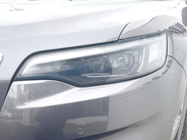 ��LED�w�b�h���C�g:��ԑ��s�����ǍD�Ȏ��E���m�ۂ����S���ĉ^�]�ł��鍂�P�xLED�w�b�h���C�g�𑕔�!�_�����x�������A����d�͂��}�����Ă��܂��B