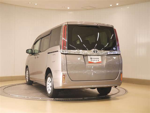 ノア2.0 X ウェルキャブ 助手席リフトアップシート 4WD