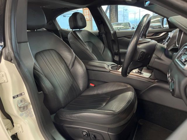 ���V�[�g�̎g�p��:�j��E�ւ�������Ȃ��A�����̒ʂ肫�ꂢ�ȏ�Ԃ��ێ����Ă���܂��B�܂��A�����N���[�j���O�E�R�[�e�B���O�����p�����������܂��B