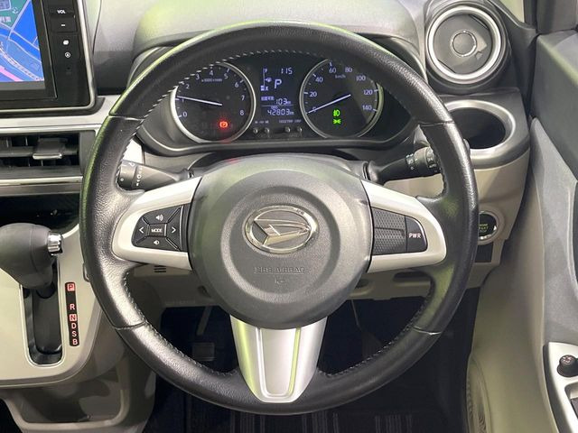 �y�����v�����X�e�A�����O�z�㎿�Ȋv���g�p���邱�ƂŁA��ɂ����������݂ƂĂ��^�]���₷���n���h���ł���