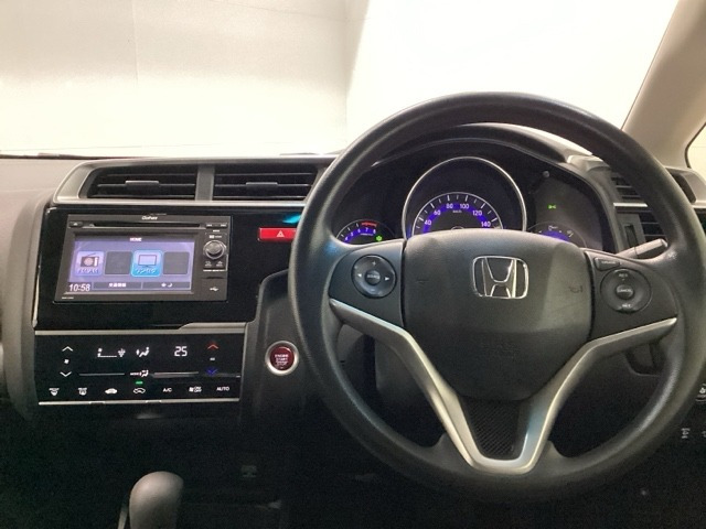 フィット1.3 13G Lパッケージ ファインエディション