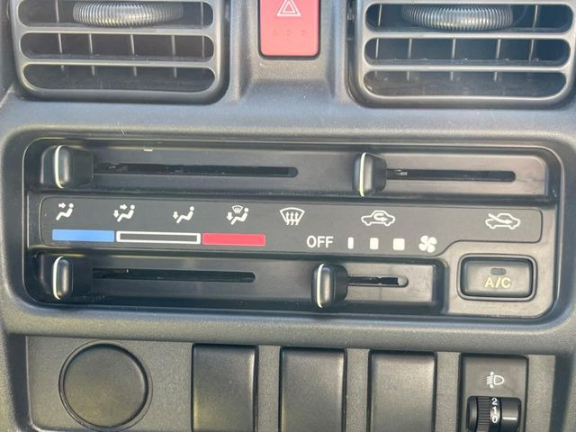 �����~�������Ă��S�Ȃɉ��K�ȋ󒲂�͂��Ă����A�_�C�������G�A�R���𑕔���